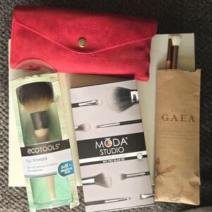 NEW Moda Studio, Luxie, & Ecotools Makeup Brush Set Bundle